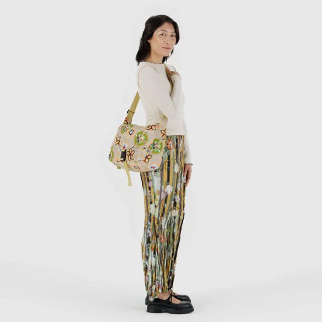 Nylon Messenger Bag - Raisa