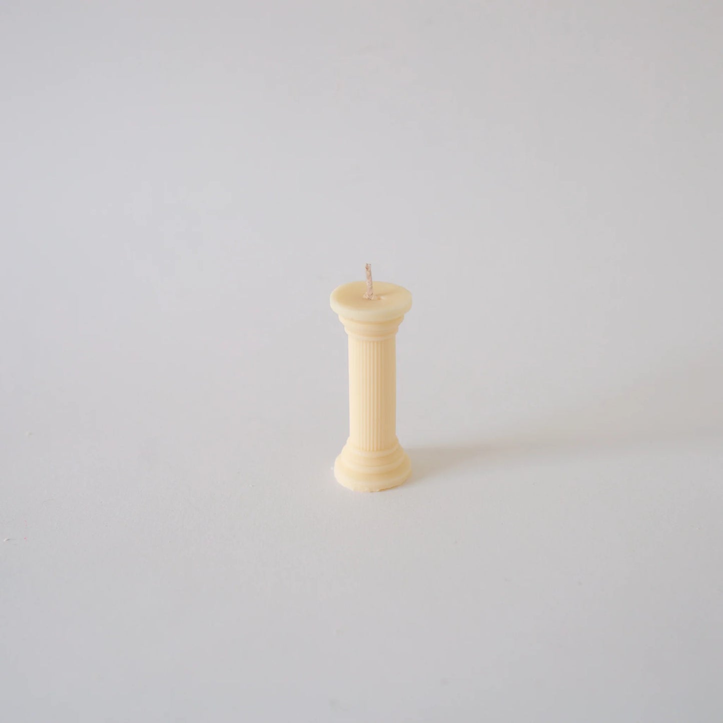 Baby Doris Candle - Cream