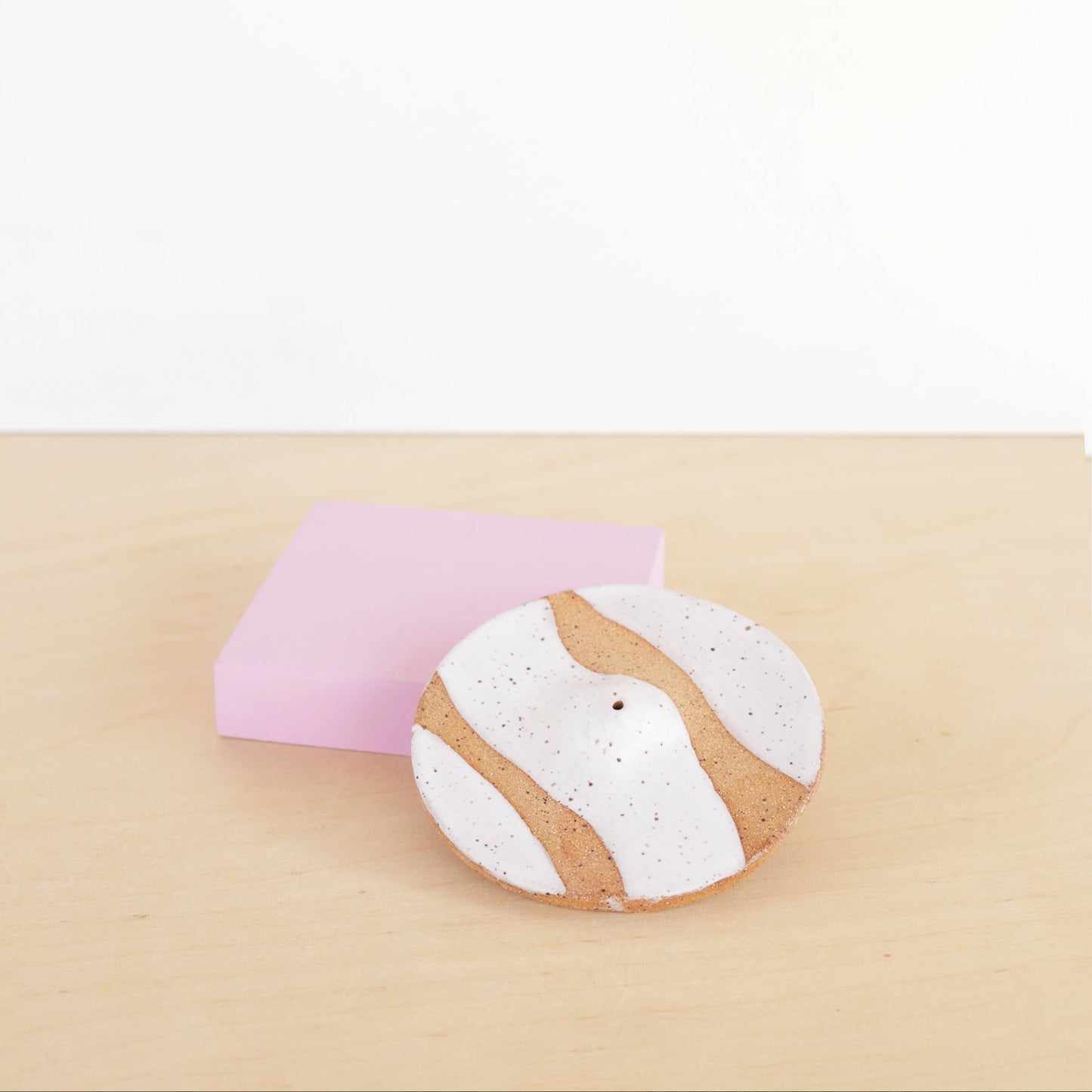 Wave Ceramic Incense Holder - White XL