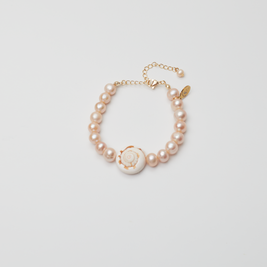 Freshwater Pearls Bracelet - Blush Neptune Shell