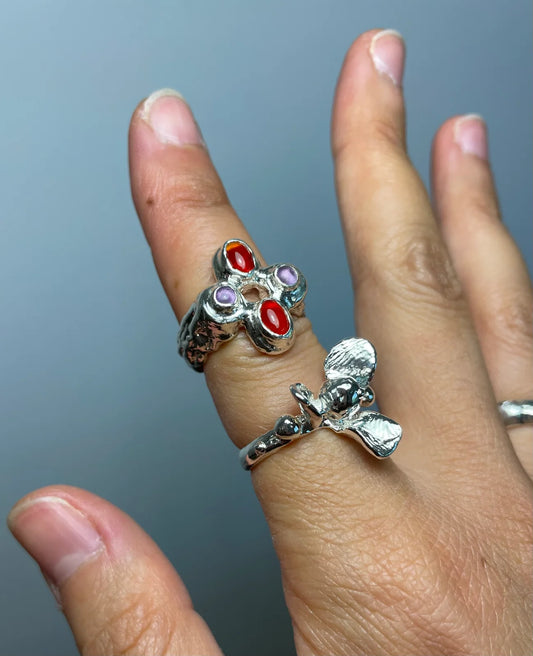 Focalis Shrine - Silver & Carnelian/Amethyst