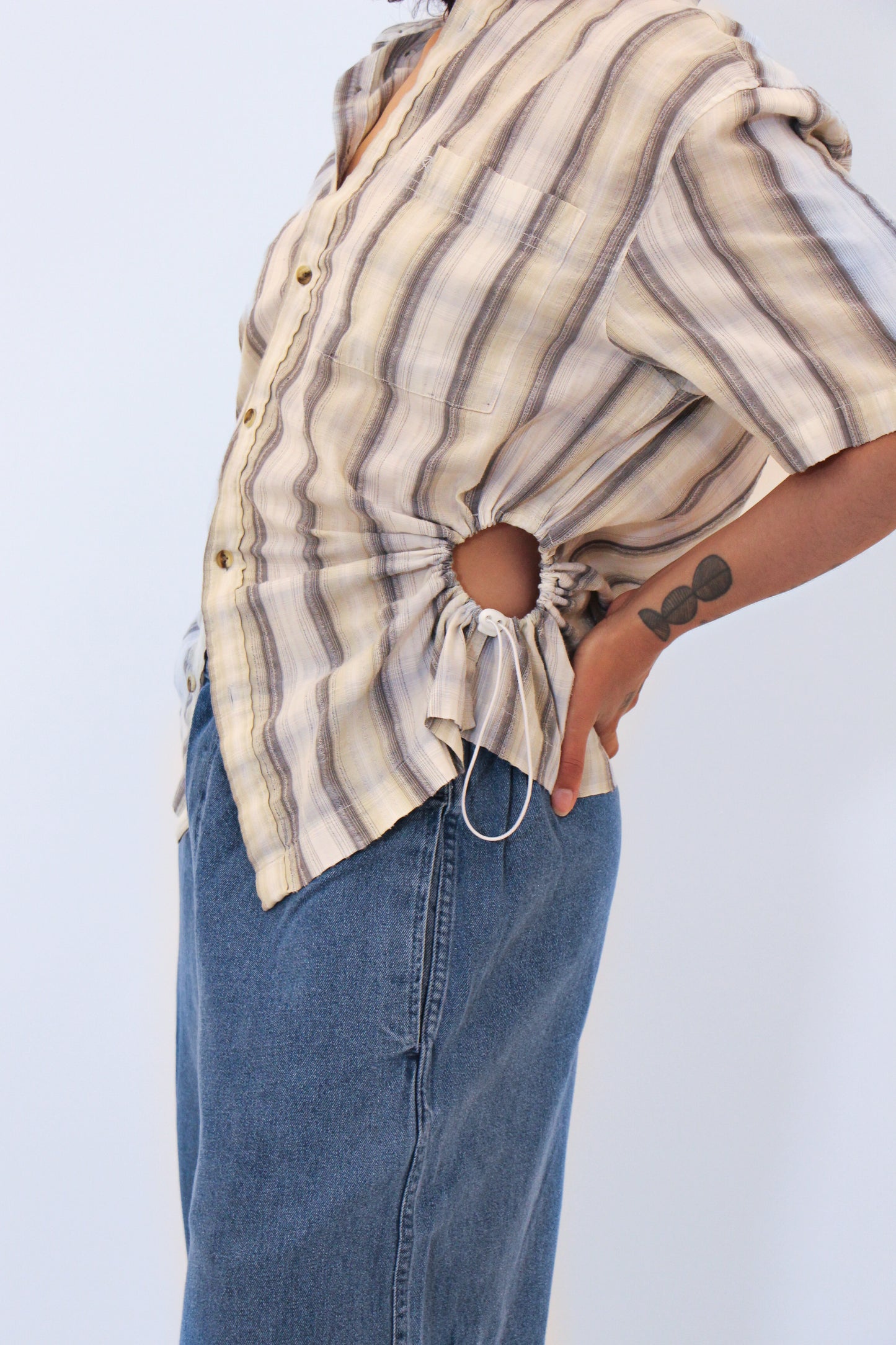 Short Sleeve Bungee Shirt — Tan Stripe