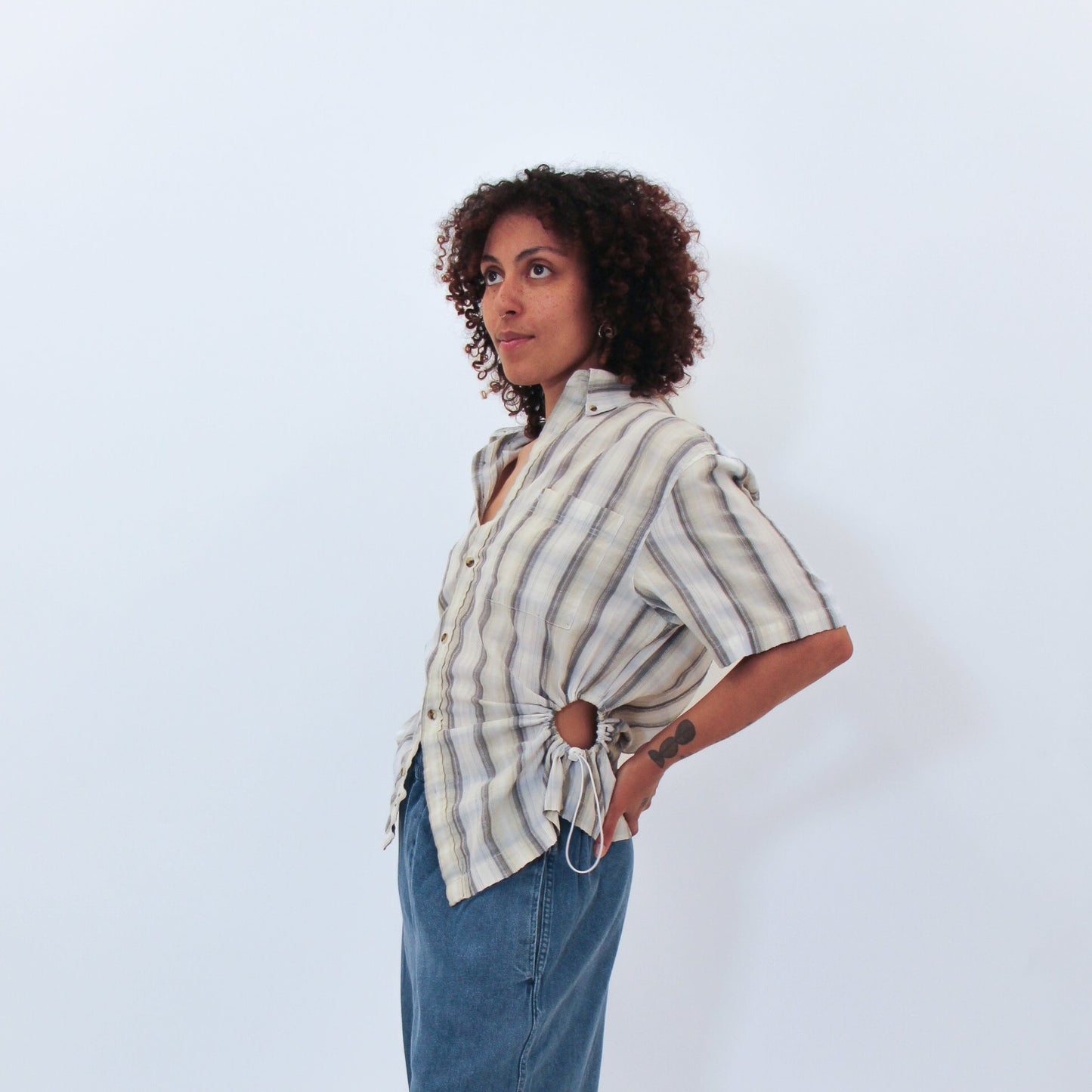 Short Sleeve Bungee Shirt — Tan Stripe