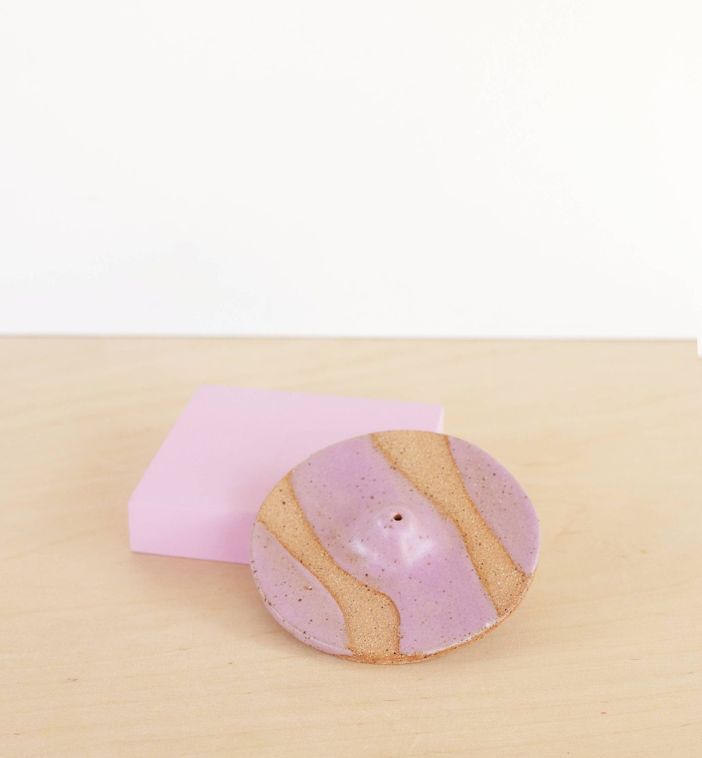 Wave Ceramic Incense Holder - White XL